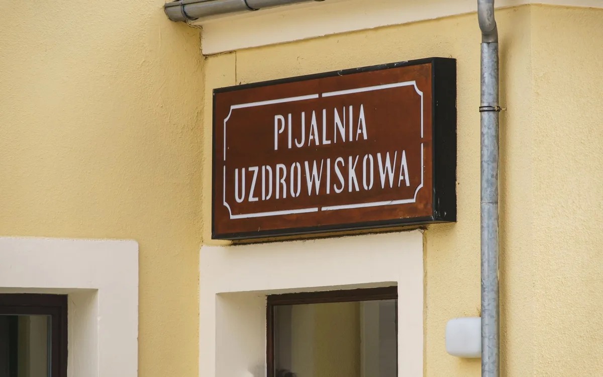 Czy przy sklepie jest parking i jak przewieźć duże zakupy?